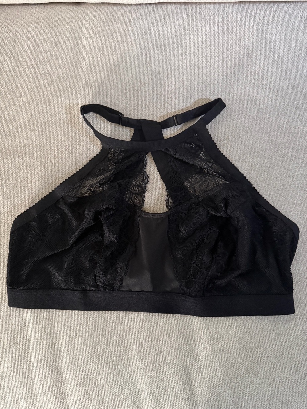 Lace Black Bralette NWT 00